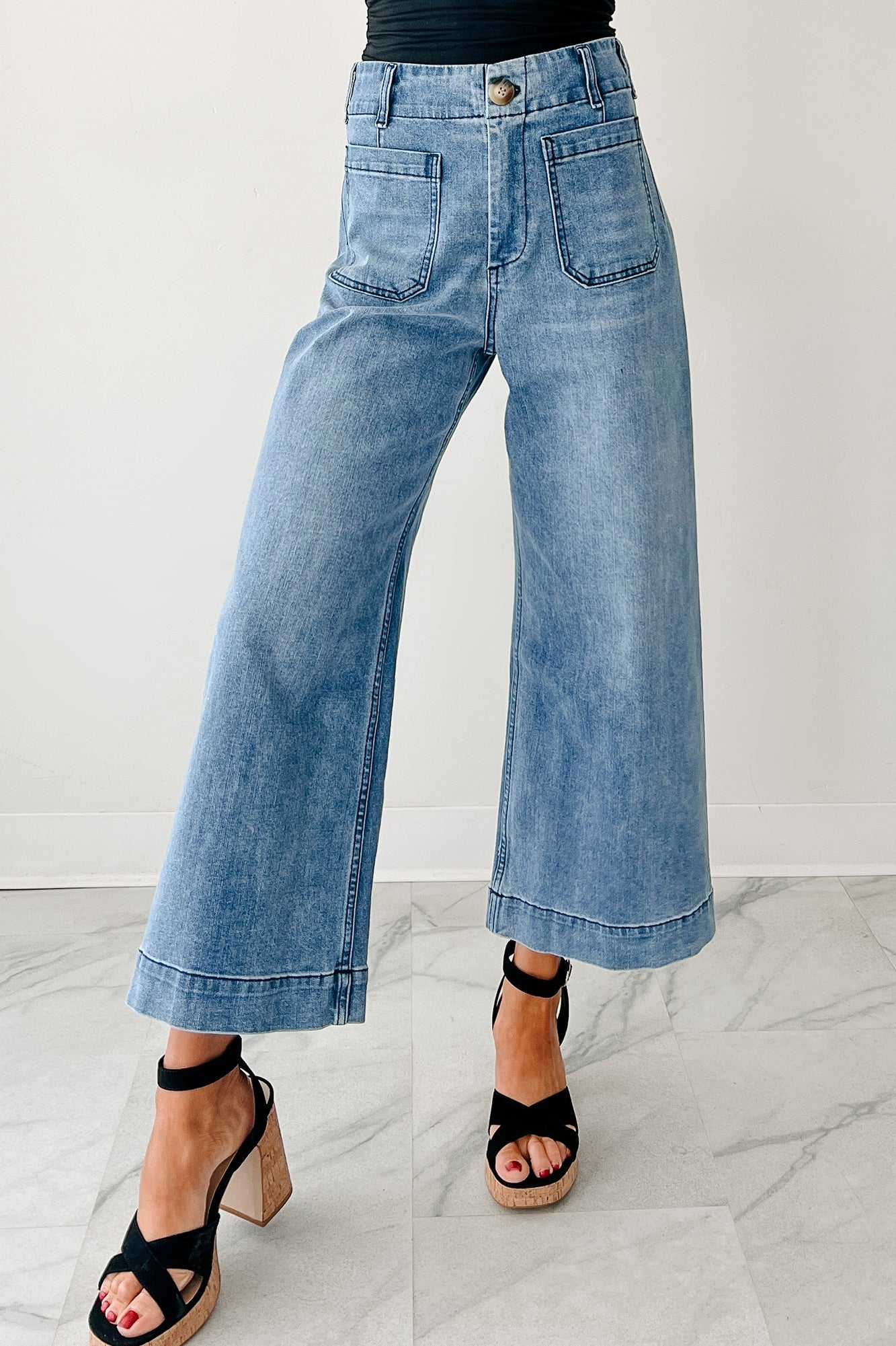 Saylor High Rise Wide Crop Jeans (Dark)